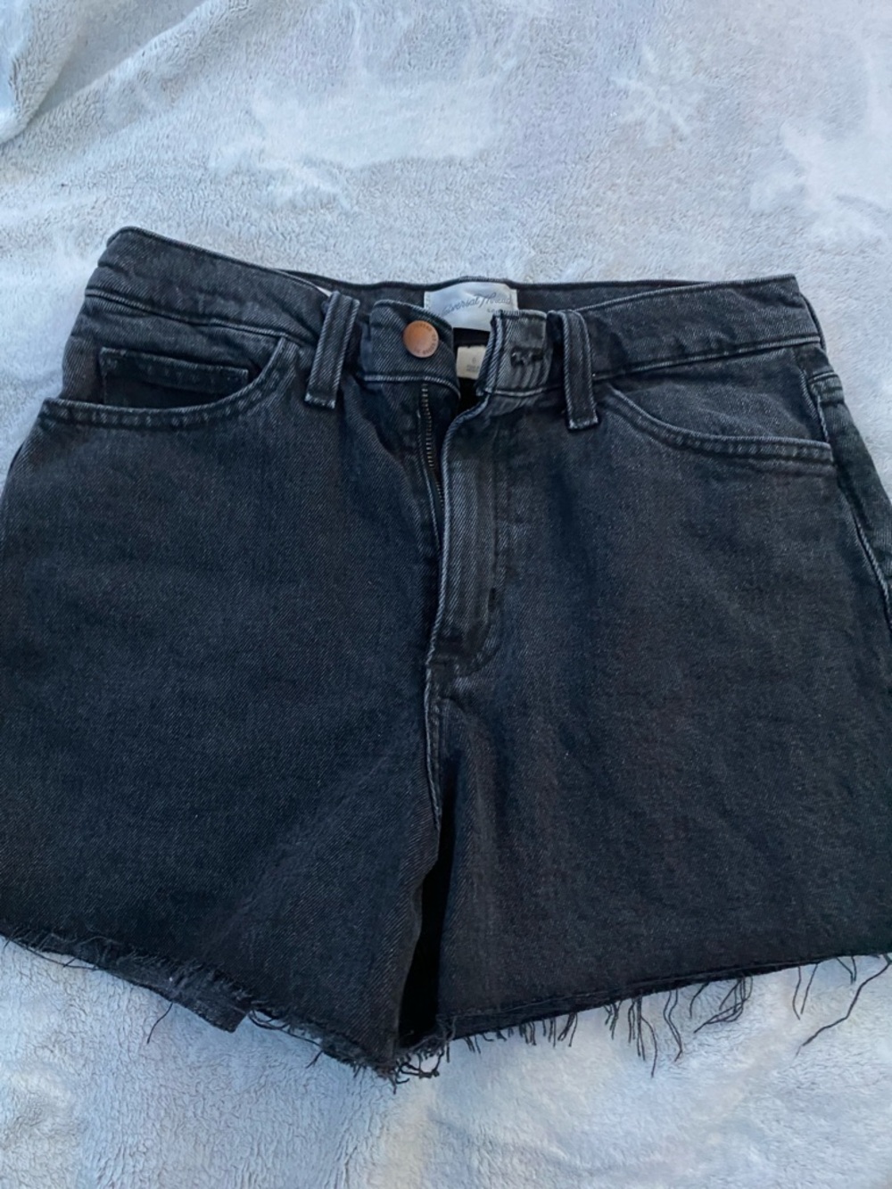 Universal Thread Black Women’s Relaxed Jeans